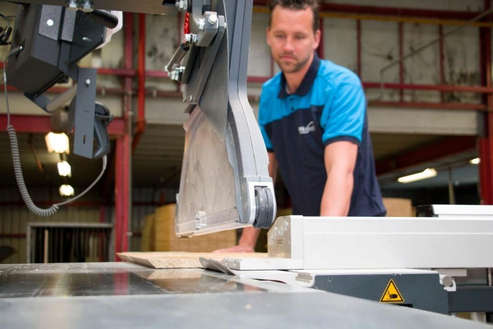 Hout op maat laten zagen en bezorgen